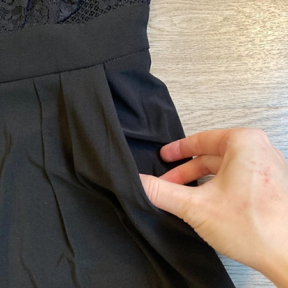 Julia Jordan Black Lace Bodice Jumpsuit Size 4 - Picture 8 of 11